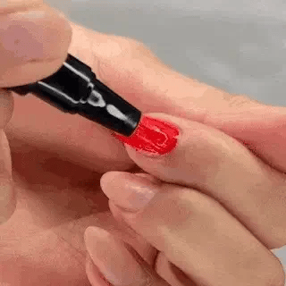 Salonniveau manicure in